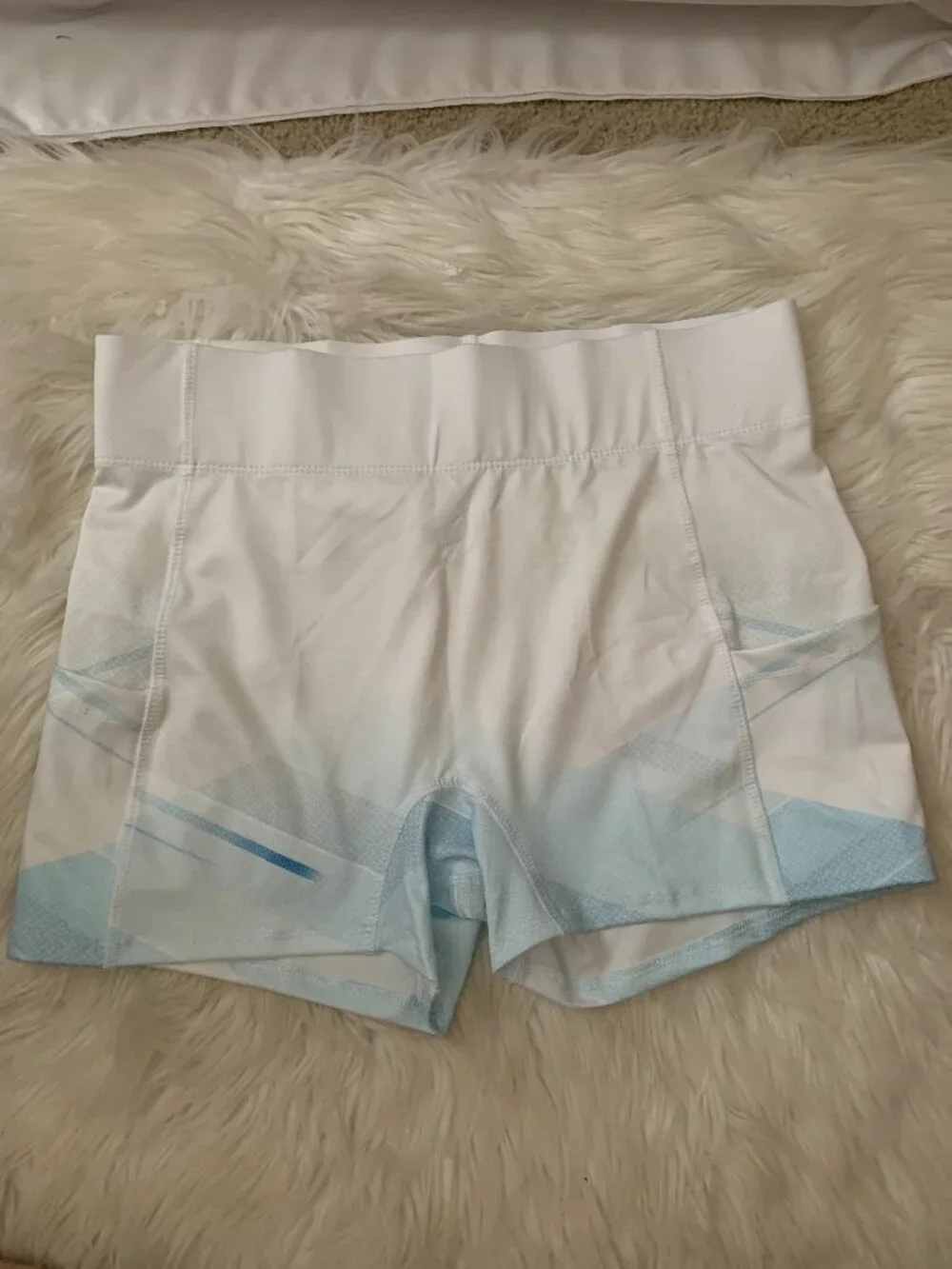 LUCKY IN LOVE Shades of Blue Biker Shorts in Blue/White Sz LARGE